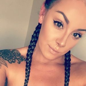 Meet your Posher, Jen